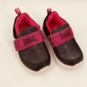 Everlast lightweight Velcro sneakers 6